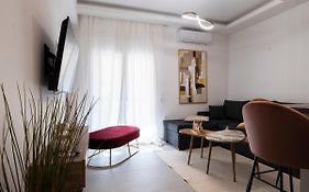 Minimal Trikala Escape